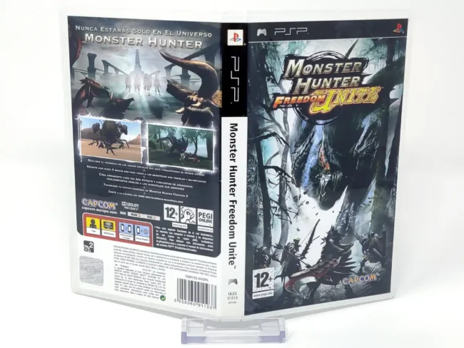 Monster Hunter Freedom Unite (ESP) (Carátula)