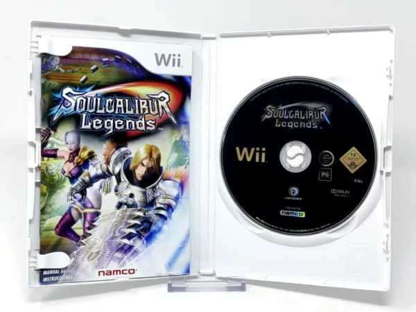 Interior del juego Soulcalibur Legends (ESP) para Nintendo Wii con disco y manual