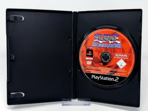 Interior del juego Yu-Gi-Oh! The Duelists of the Roses (ESP) (Rebajado) para PlayStation 2 con disco y manual