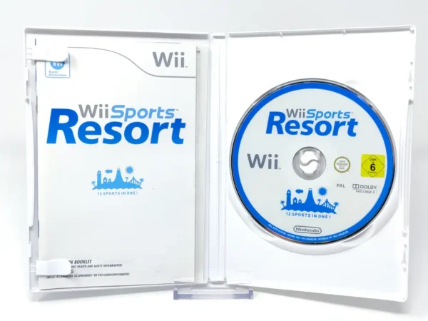 Interior del juego Wii Sports Resort (EUR) para Nintendo Wii con disco y manual