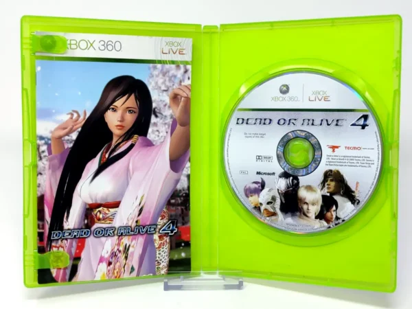 Interior del juego Dead or Alive 4 (ESP) para XBOX 360 con disco y manual