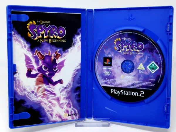 Interior del juego The Legend of Spyro: A New Beginning (ITA) para PlayStation 2 con disco y manual