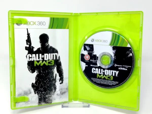 Interior del juego Call of Duty: Modern Warfare 3 (UK) para XBOX 360 con disco y manual