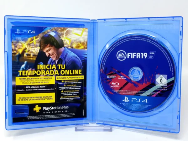 Interior del juego FIFA 19 (ESP) (v1) para PlayStation 4 con disco y manual