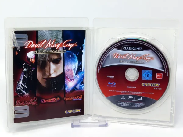 Interior del juego Devil May Cry: HD Collection (ESP) para PlayStation 3 con disco y manual